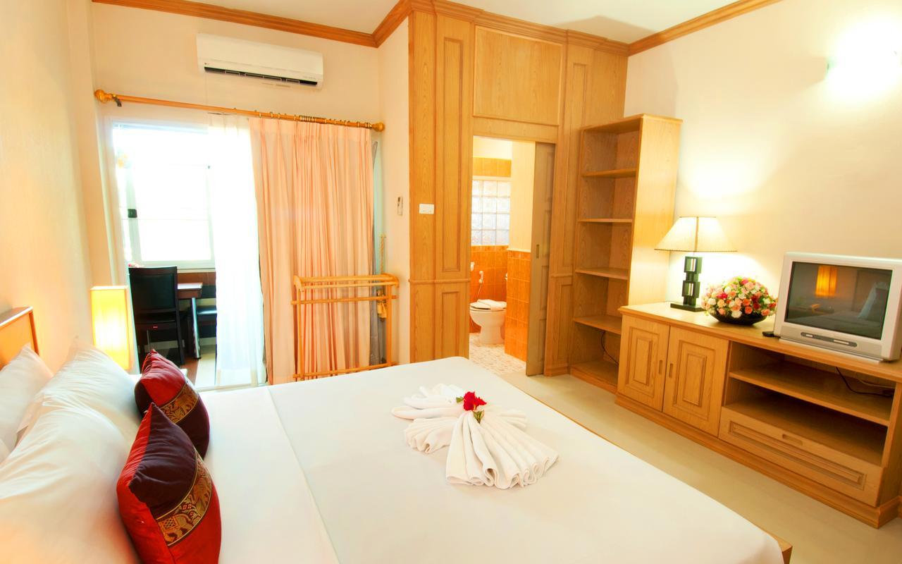 Hua Hin Condotel & Resort Taweeporn Экстерьер фото